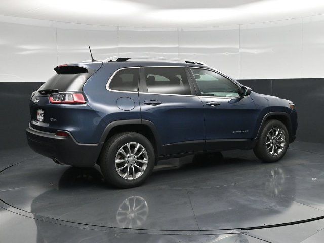 Used 2020 Jeep Cherokee Latitude Plus w/ Cold Weather Group AWD/4WD image 4