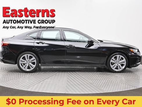 Used 2022 Acura TLX w/ Technology Package FWD image 4