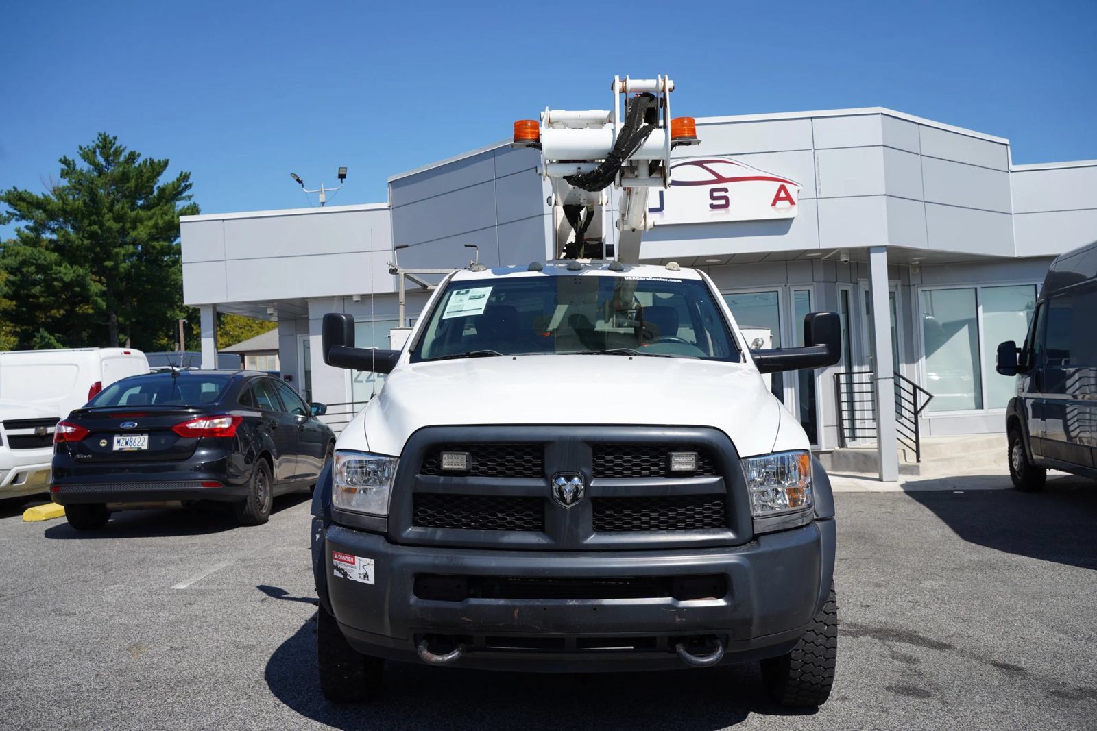 Used 2015 RAM 5500 Tradesman w/ Cold Weather Group AWD/4WD image 5