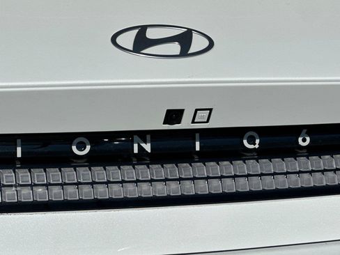 Used 2024 Hyundai Ioniq 6 SEL RWD image 25