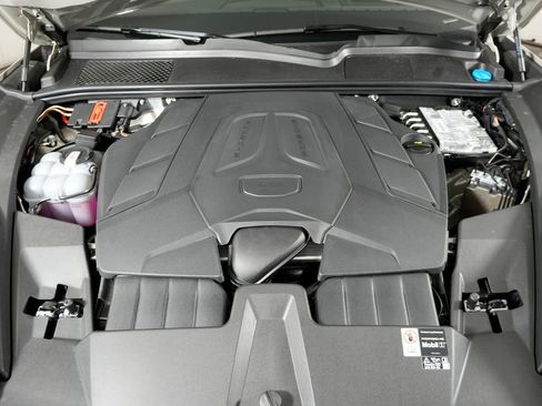 New 2026 Porsche Cayenne image 39