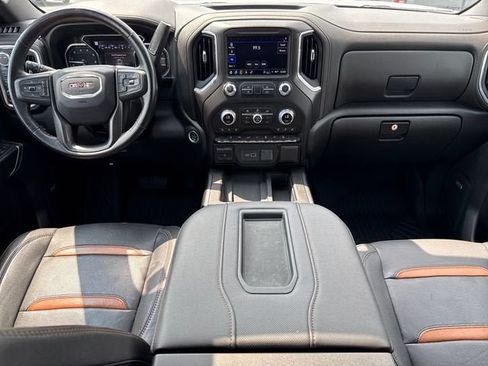 Used 2022 GMC Sierra 2500 AT4 w/ AT4 Premium Plus Package AWD/4WD image 13