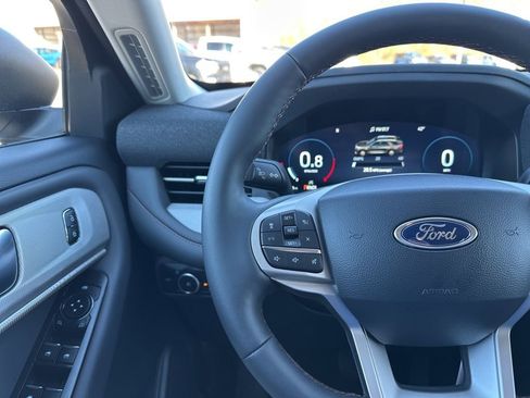 New 2026 Ford Explorer Active w/ Active Comfort Package image 19