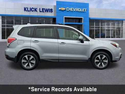Used 2018 Subaru Forester 2.5i Premium w/ All-Weather Package image 8