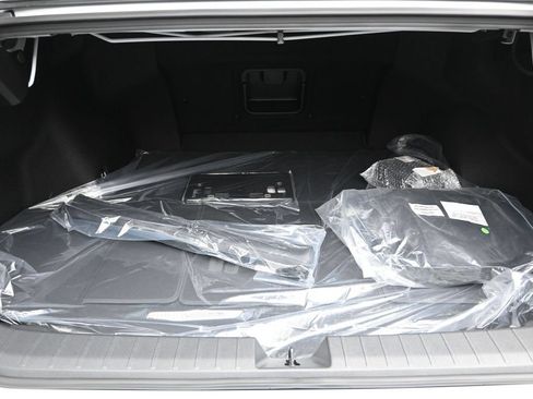 New 2026 Lexus ES 350e FWD image 19