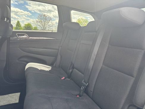 Used 2012 Jeep Grand Cherokee Laredo w/ Laredo E Group AWD/4WD image 16