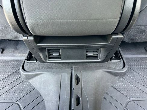 Used 2022 Chevrolet Silverado 2500 LT AWD/4WD image 36