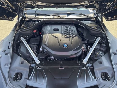 Used 2024 BMW Z4 M40i w/ Premium Package RWD image 32