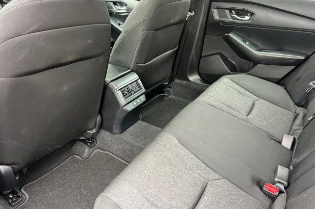 Used 2025 Honda Accord SE image 15