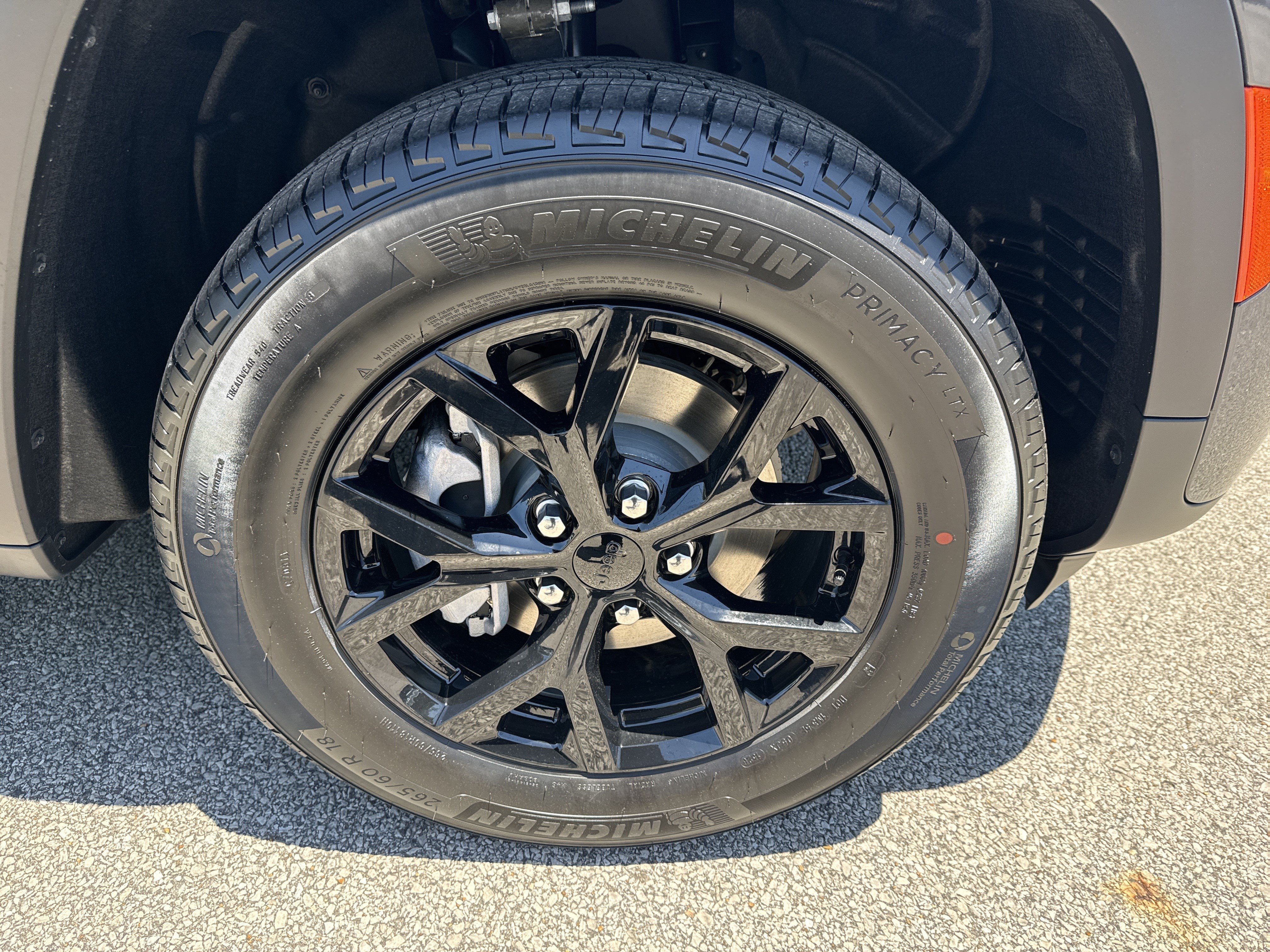 New 2026 Jeep Grand Cherokee Altitude RWD image 13