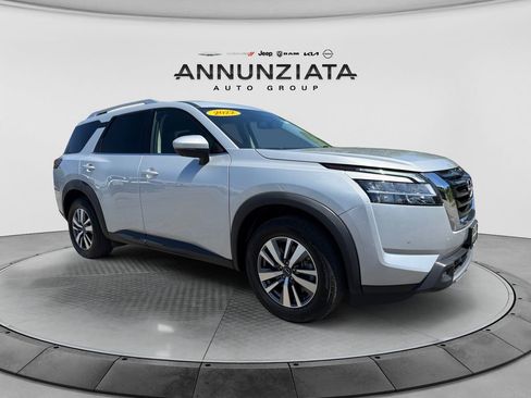 Certified 2022 Nissan Pathfinder SL w/ Cargo Package AWD/4WD image 7