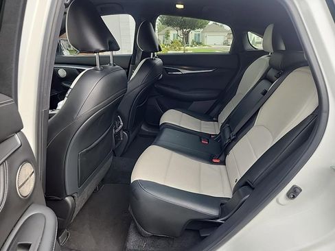 Certified 2023 INFINITI QX55 Essential image 11