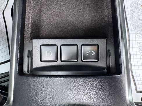 Used 2005 Audi TT 1.8T image 25