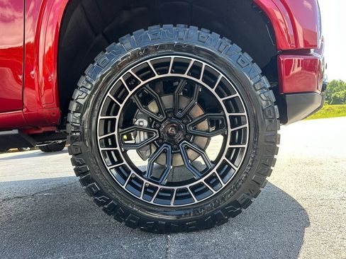 New 2025 GMC Sierra 1500 AT4 w/ AT4 Premium Package image 13