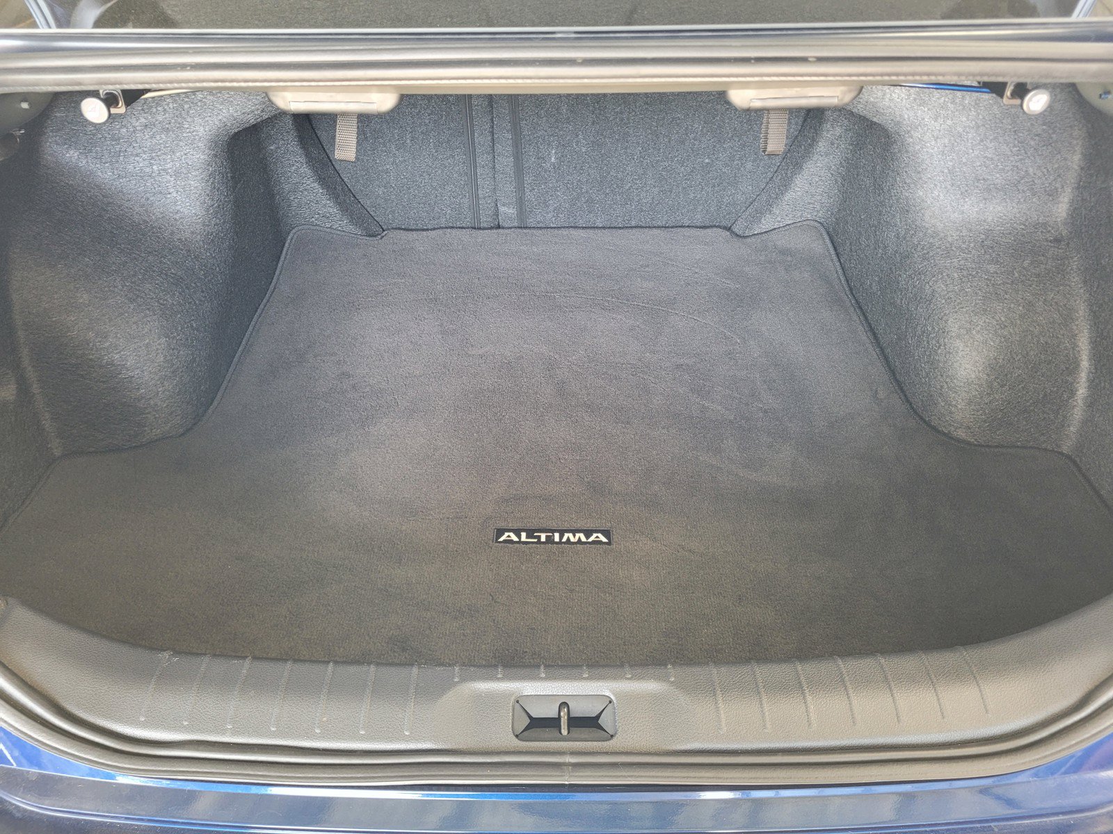 Certified 2024 Nissan Altima 2.5 S FWD image 19