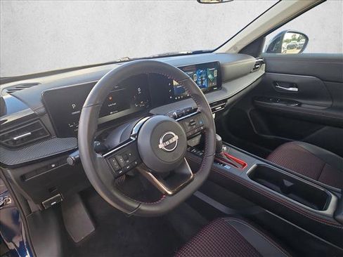 Used 2026 Nissan Kicks SR AWD/4WD image 9