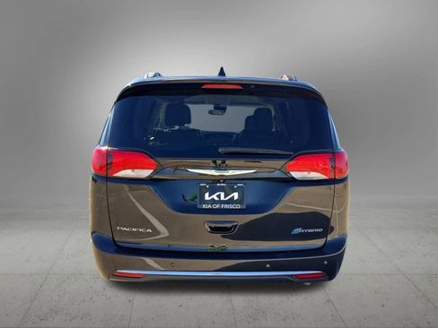 Used 2018 Chrysler Pacifica Limited w/ Advanced Safetytec Group image 5