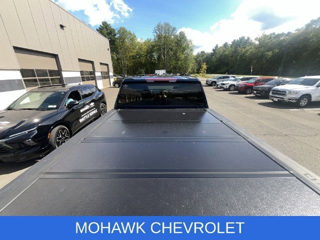 Certified 2022 Chevrolet Silverado 2500 Custom w/ Custom Value Package AWD/4WD image 12