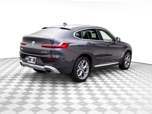 Certified 2025 BMW X4 xDrive30i image 5
