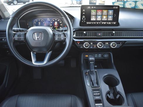 Used 2024 Honda Civic Touring image 19