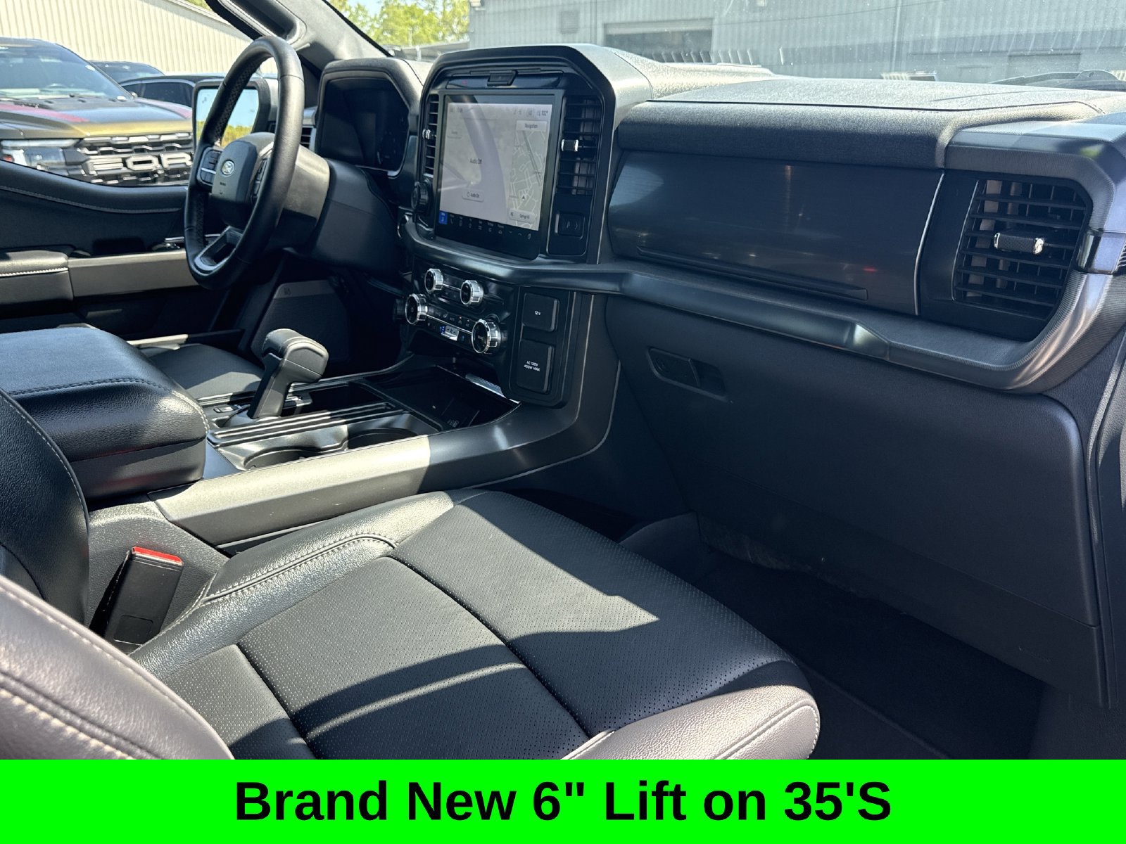 Used 2025 Ford F150 Lariat w/ Equipment Group 501A Mid AWD/4WD image 17