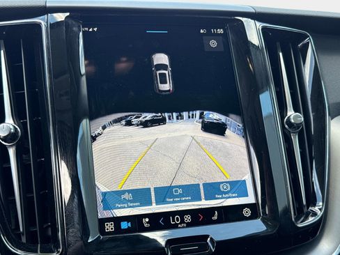 Certified 2025 Volvo XC60 B5 Core w/ Protection Package Premier image 23