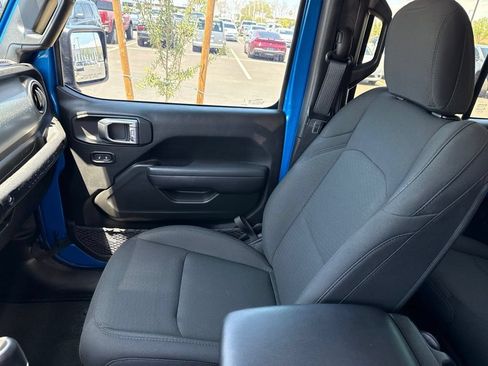 Used 2023 Jeep Wrangler Unlimited w/ Cold Weather Group AWD/4WD image 14