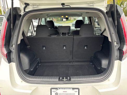 Certified 2023 Kia Soul LX w/ Option Group 015 image 18