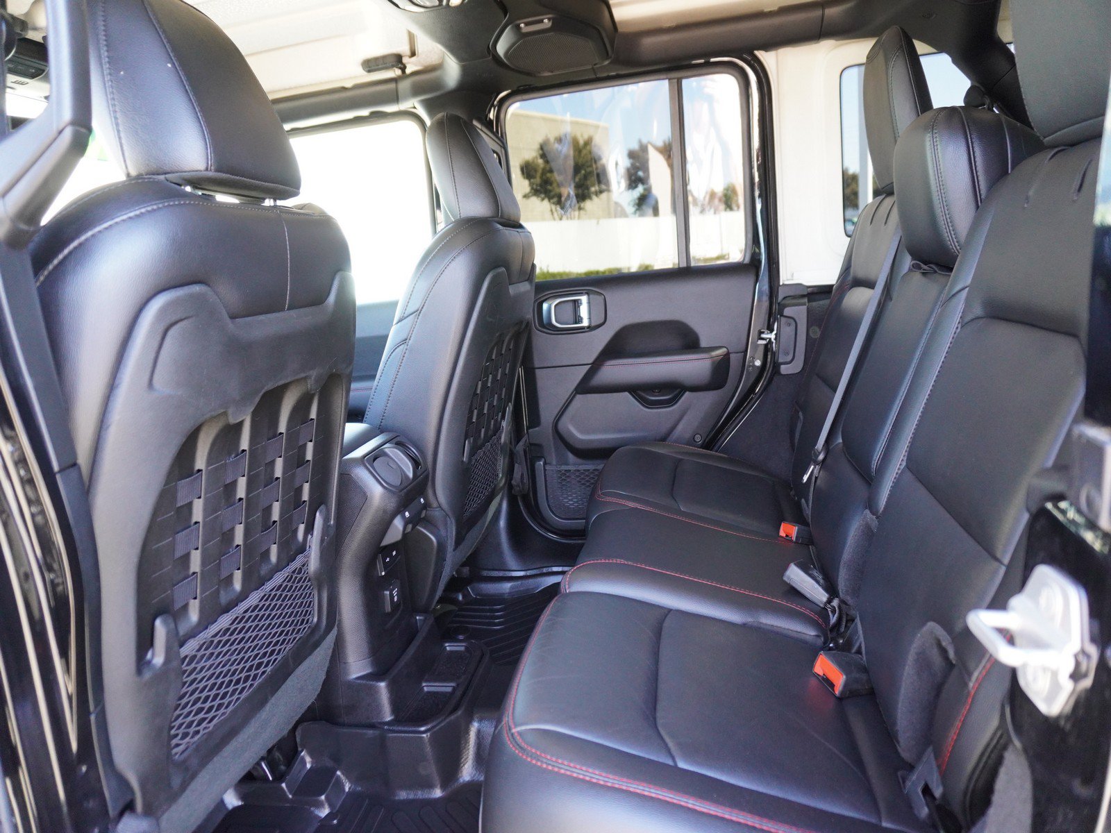 Used 2020 Jeep Wrangler Unlimited Rubicon AWD/4WD image 13