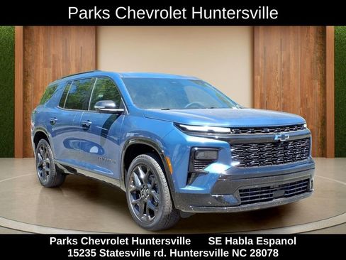 New 2026 Chevrolet Traverse RS FWD image 1