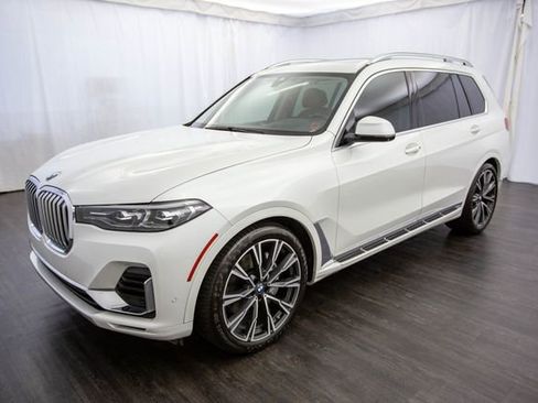 Used 2020 BMW X7 xDrive40i w/ Executive Package image 3