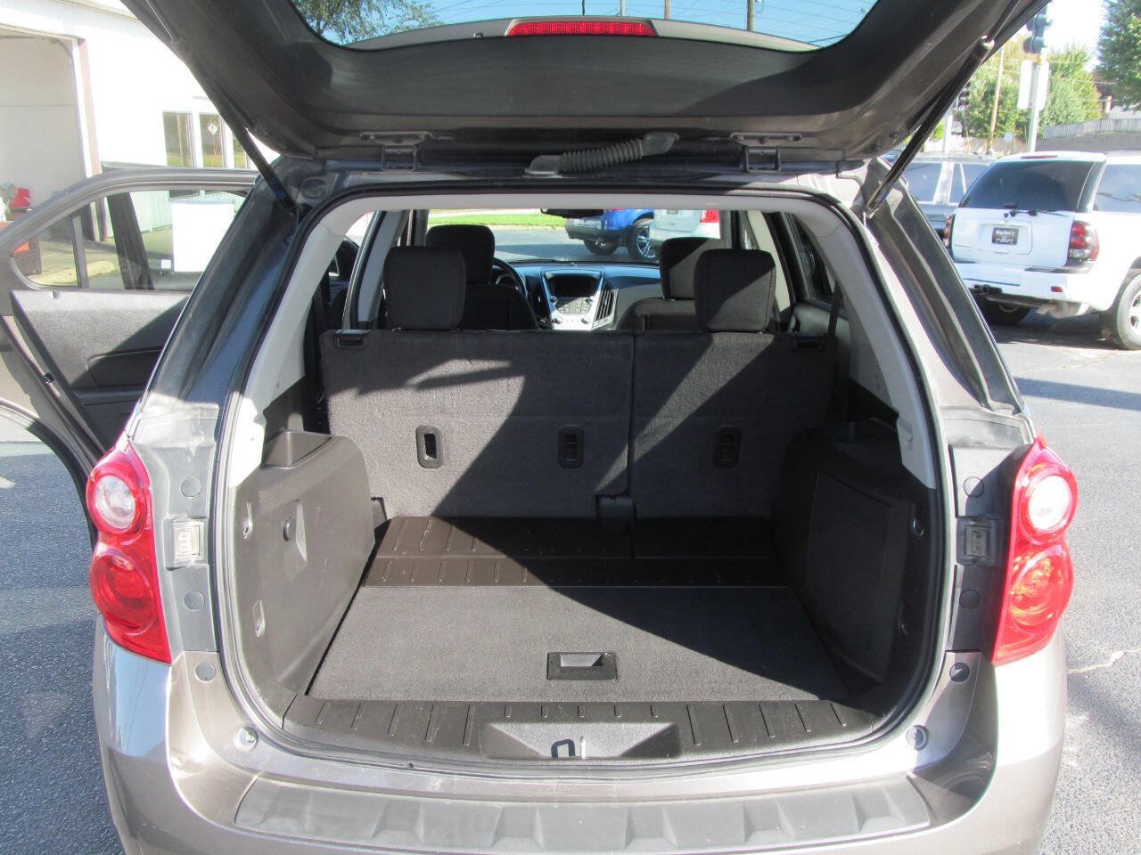 Used 2012 Chevrolet Equinox LT w/ Driver Convenience Package FWD image 17