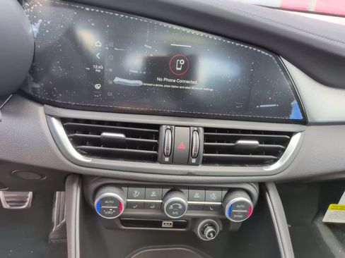 New 2026 Alfa Romeo Giulia AWD image 29