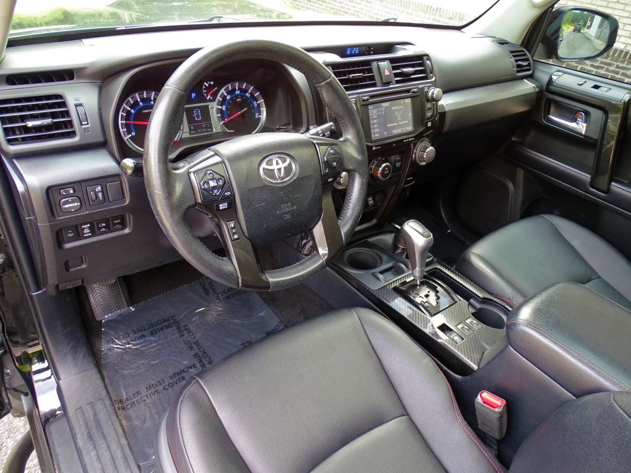 Used 2018 Toyota 4Runner TRD Off-Road Premium AWD/4WD image 19