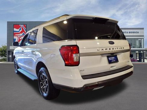 Used 2024 Ford Expedition Max XLT AWD/4WD image 3