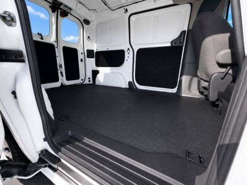 Used 2021 Nissan NV200 SV w/ Back Door Glass Package FWD image 8