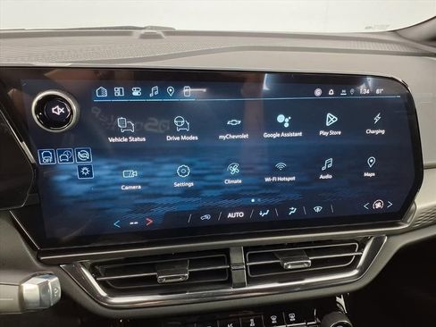 New 2026 Chevrolet Equinox EV LT image 8