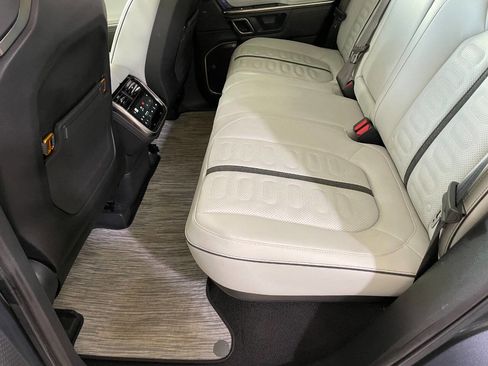 Used 2023 Rivian R1T Adventure image 20