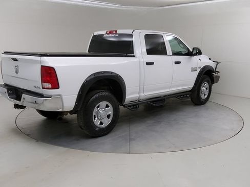 Used 2016 RAM 2500 Tradesman w/ Chrome Appearance Group AWD/4WD image 13