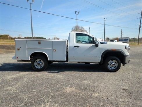 New 2024 GMC Sierra 2500 Pro w/ Convenience Package image 4