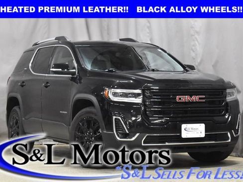 Used 2023 GMC Acadia SLT image 1