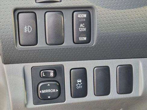 Used 2015 Toyota Tacoma PreRunner w/ TRD Sport Package RWD image 12