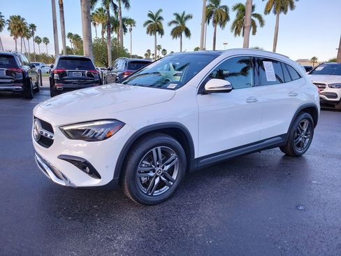 Certified 2025 Mercedes-Benz GLA 250 image 3