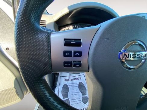 Used 2021 Nissan Frontier S image 19