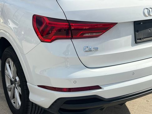 Used 2024 Audi Q3 2.0T Premium image 13