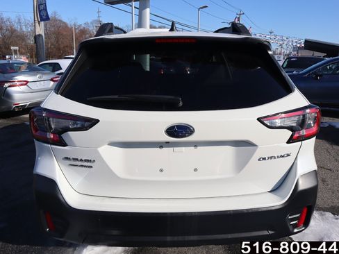 Used 2020 Subaru Outback Premium image 6