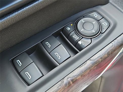 Used 2020 GMC Sierra 3500 Denali w/ Denali Ultimate Package image 18