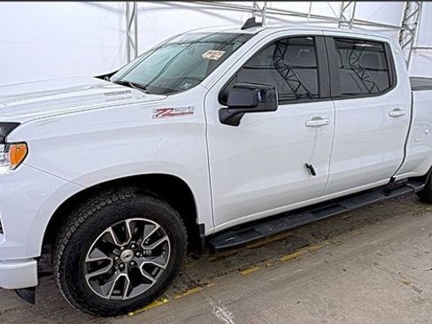 Used 2022 Chevrolet Silverado 1500 RST image 1
