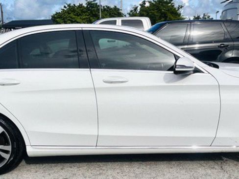 Used 2019 Mercedes-Benz C 300 Sedan image 6