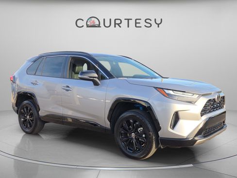 Certified 2025 Toyota RAV4 XSE image 8